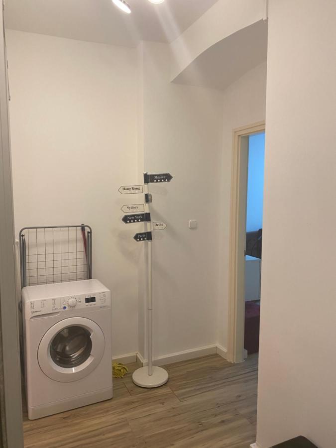 Tatra Apartment By The Danube Fully Accessible Budapest Luaran gambar